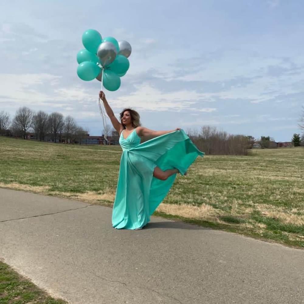 Meet your Posher, Leydiana